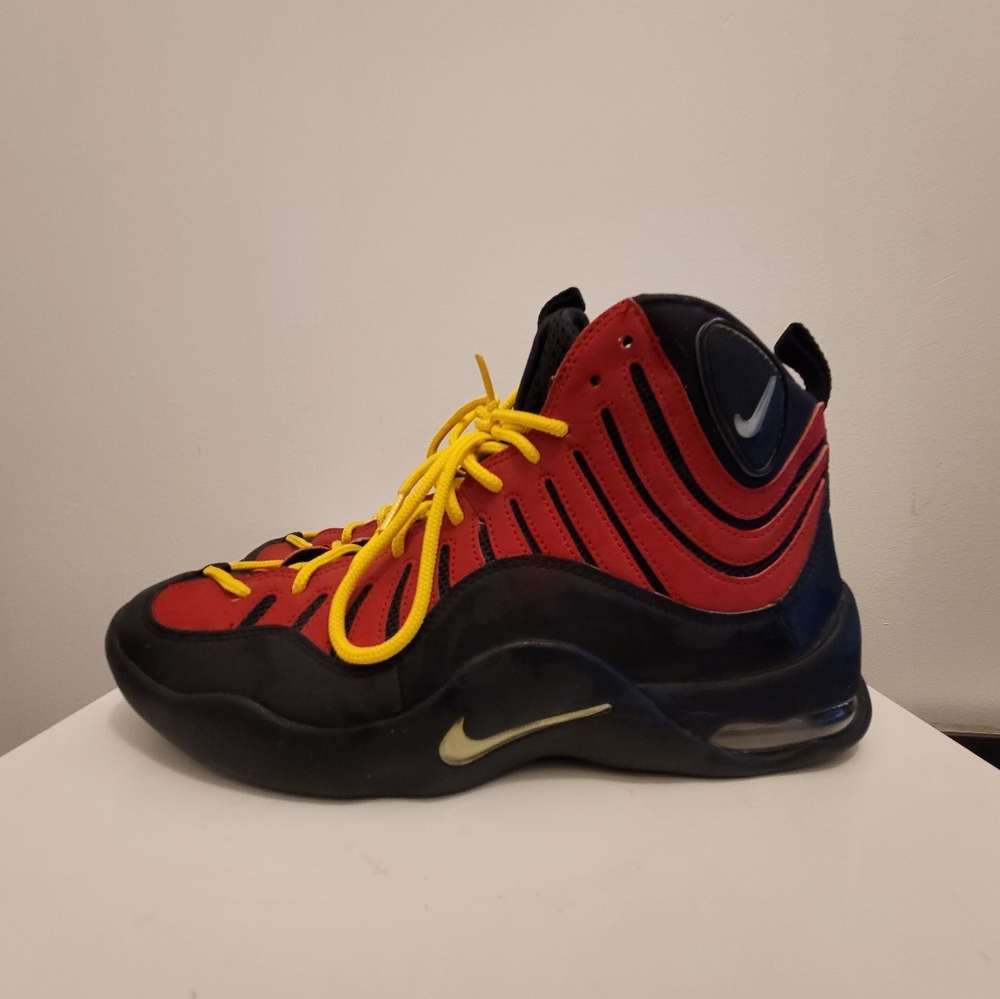 NIKE AIR BAKIN